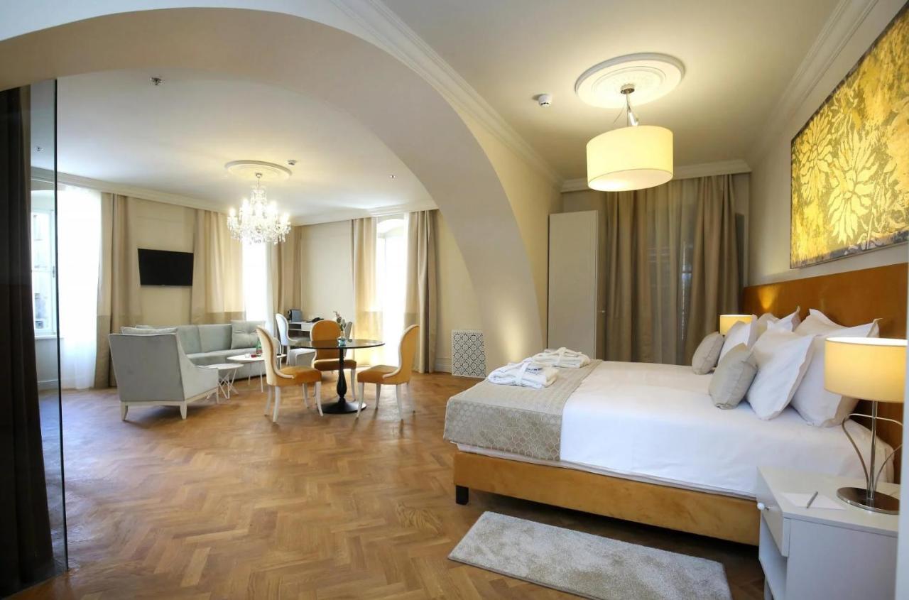 Heritage Hotel Santa Lucia Split Bagian luar foto