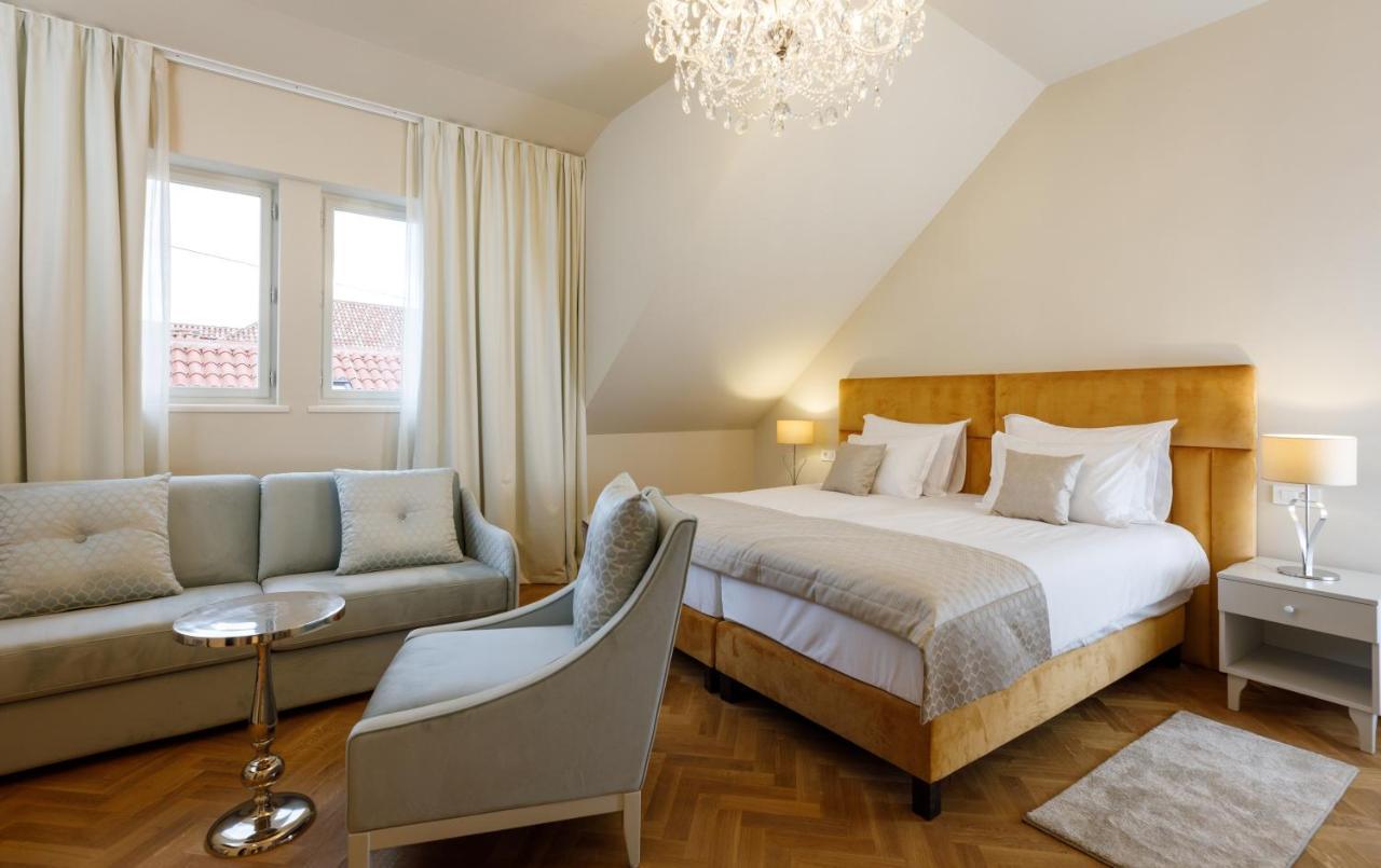 Heritage Hotel Santa Lucia Split Bagian luar foto