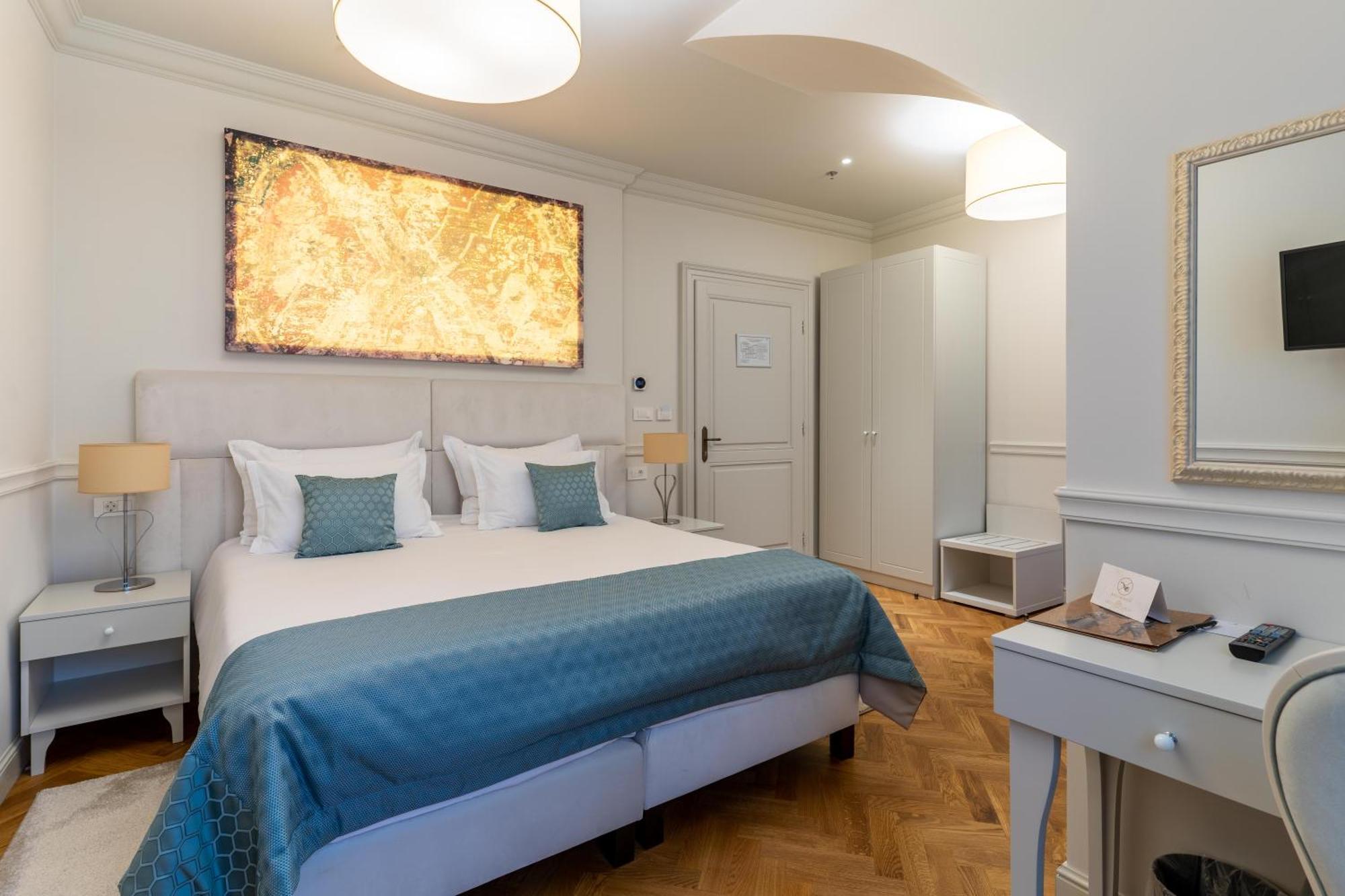 Heritage Hotel Santa Lucia Split Bagian luar foto